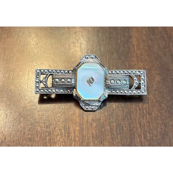 Vintage Art Deco Revival Mother of Pearl and Faux Marcasite Bar Brooch - Picture 5 of 7